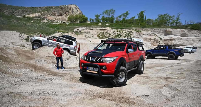 Erzurumlu offroadçular "Terörsüz Türkiye" sloganıyla yollara çıktı