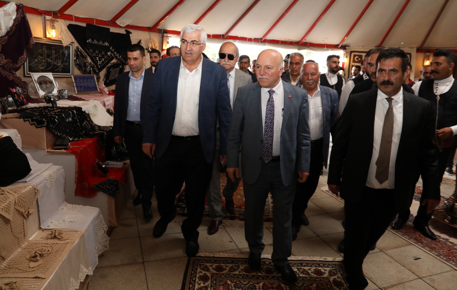 Büyükşehir'in Esmek yıl sonu sergisi büyük ilgi gördü