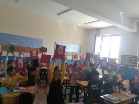 Velilere kaynak kitap uyarısı