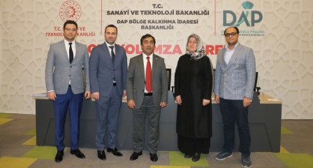 Tarım ve Orman Bakanı Kirişci: “Cumhurbaşkanımızın adeta ağzına bakan ve bu kişi ne diyecek diye bekleyen bir dünya var”