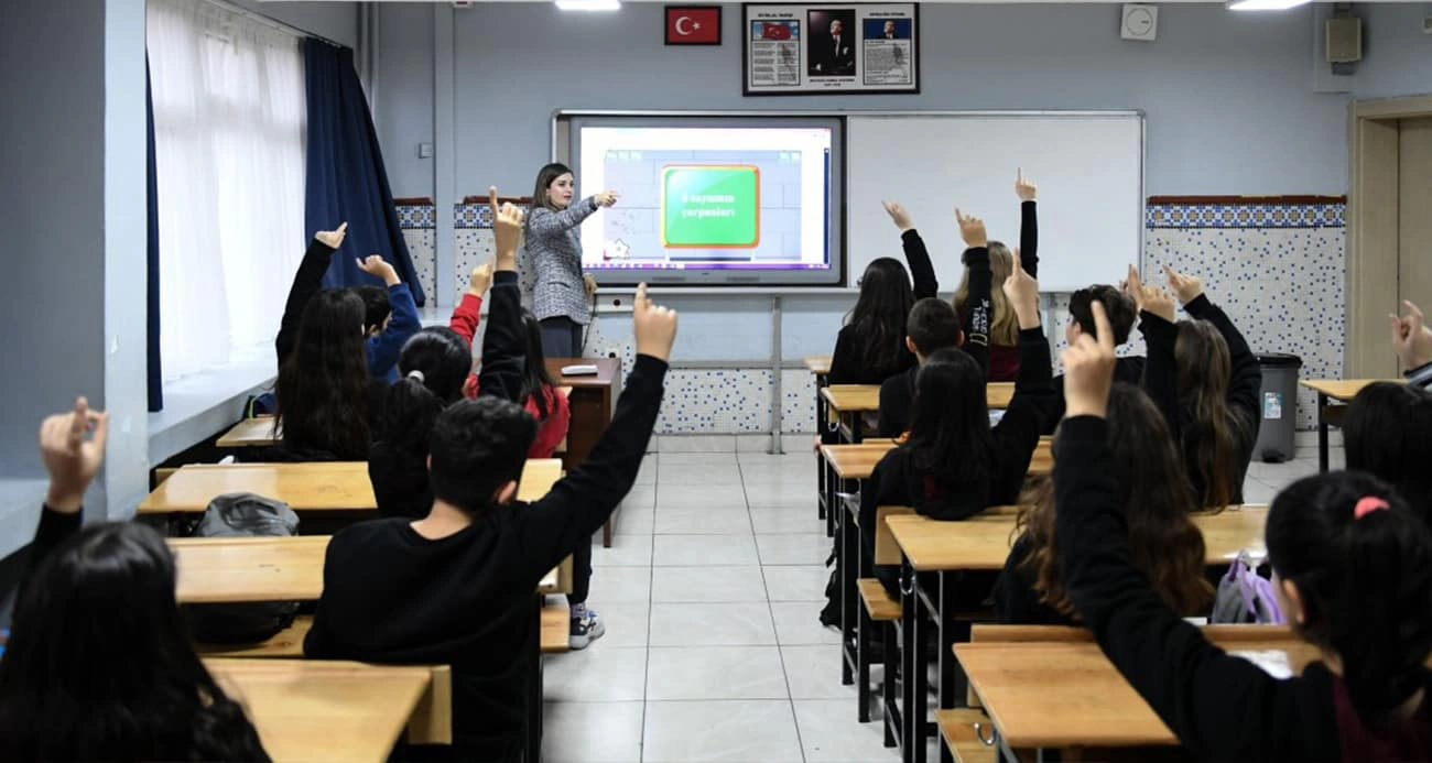 15 bin sözleşmeli öğretmen alım başvurusu 21 Nisan’da başlayacak
