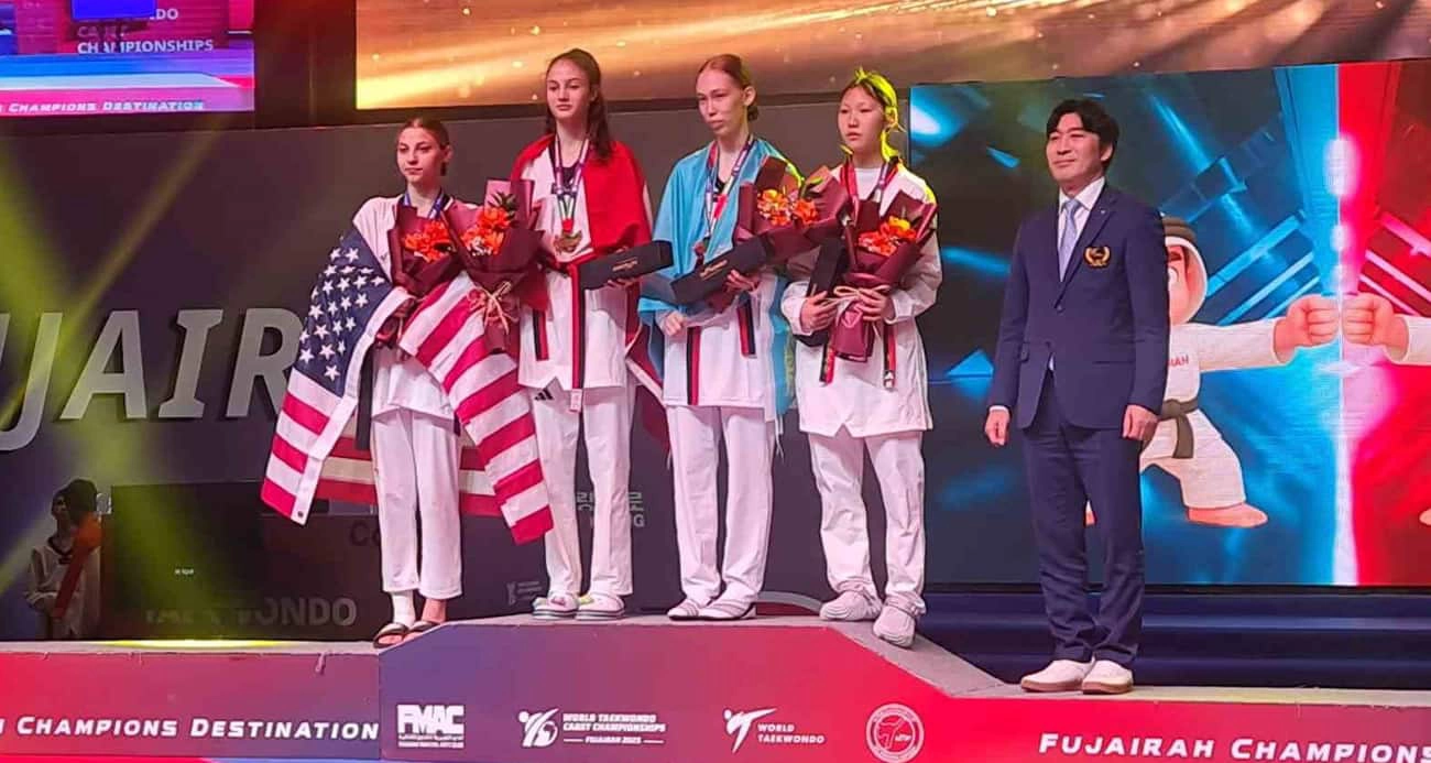 Sena Yılmaz, taekwondoda dünya şampiyonu