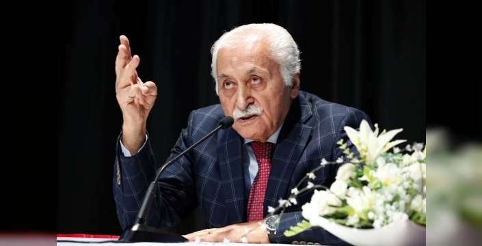 Türk edebiyatının usta ismi Yavuz Bülent Bakiler vefat etti