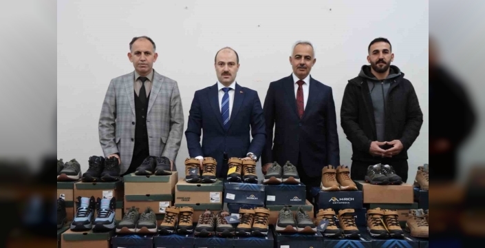Hayırsever iş insanından örnek davranış