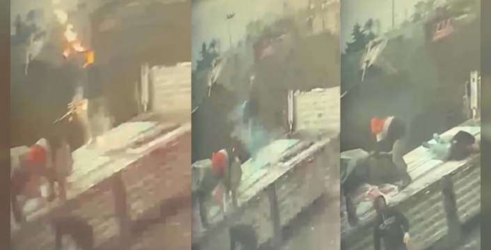 Tırdan yük indiren şahsa yıldırım isabet ettiği anlar kamerada