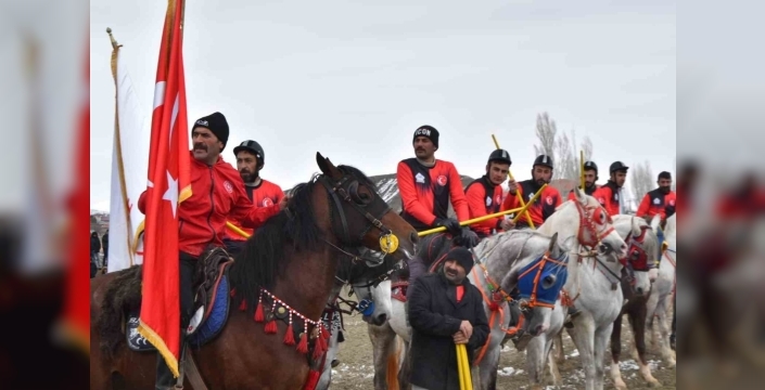 Aşkale’nin kurtuluş bayramında cirit coşkusu