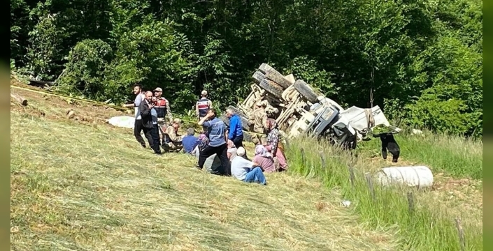 Gümüşhane’de beton mikseri 150 metrelik dik yamaçtan yuvarlandı: 2 ölü, 1 yaralı