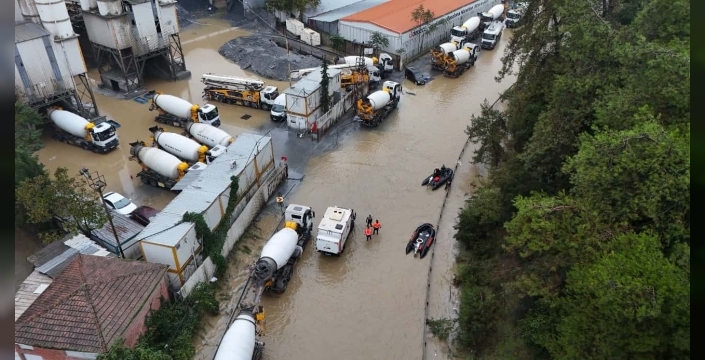 İstanbul’da sel felaketinde hayatını kaybedenlerin sayısı 3’e yükseldi
