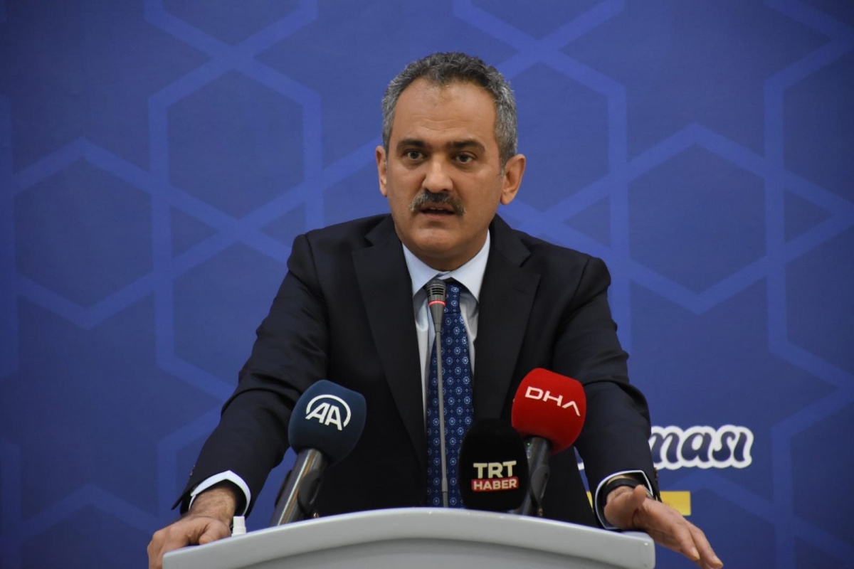 Bakan Özer:
